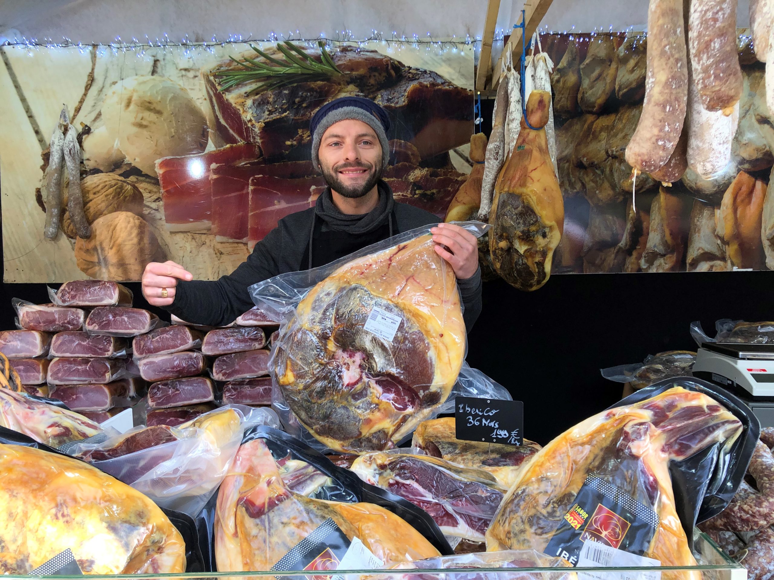 CHARCUTERIE IBERIQUE CHALET 3334 Marché de Noël de Bordeaux 2023