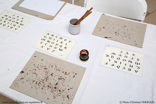 Initiation à la calligraphie : latine, chinoise ou japonais